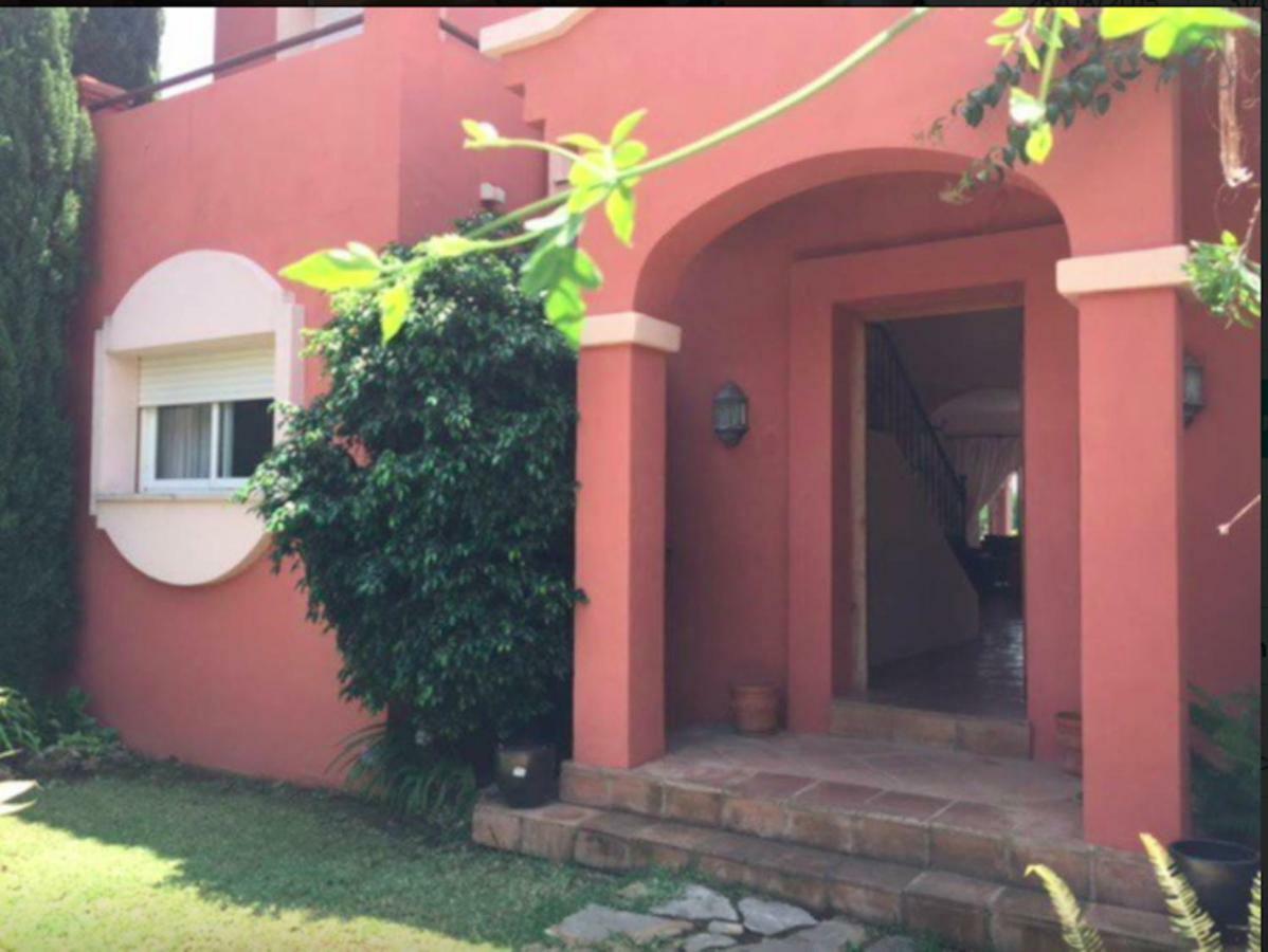 Villa 9 La Alzambra-Puerto Banus 马尔韦利亚 外观 照片