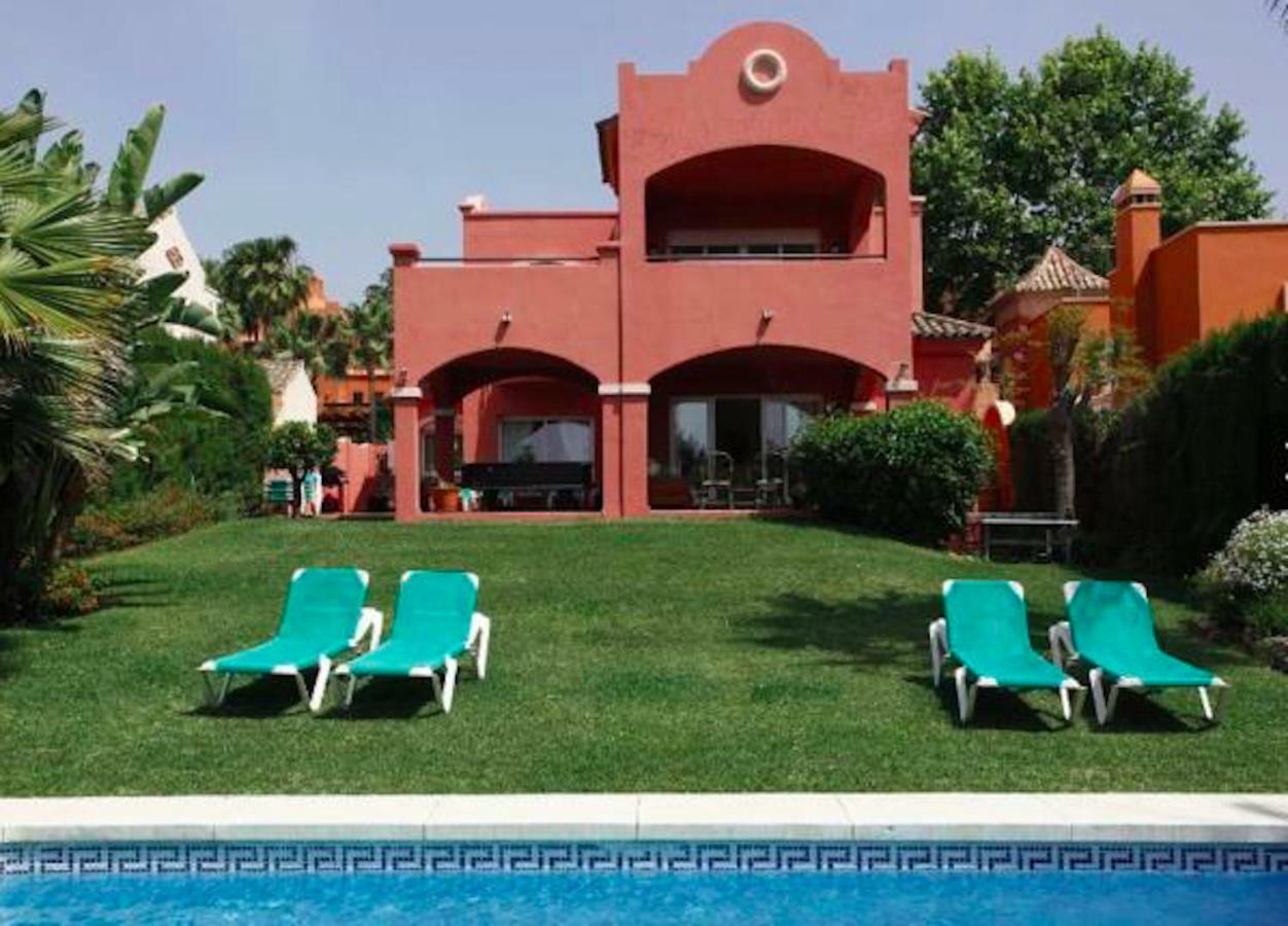 Villa 9 La Alzambra-Puerto Banus 马尔韦利亚 外观 照片